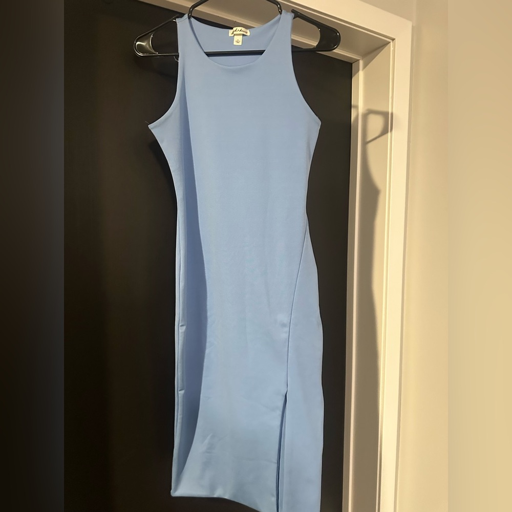 Elegant Blue Sleeveless Dress